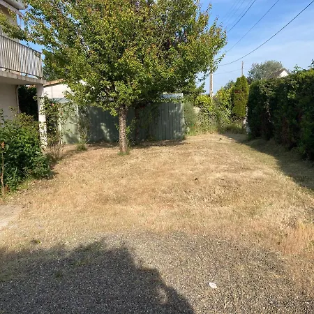 بيت للعطل Maison De *