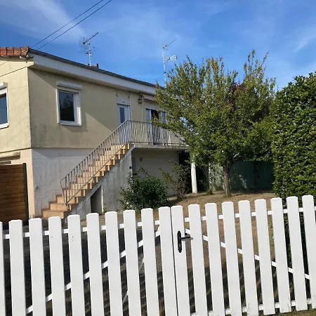 Maison De *