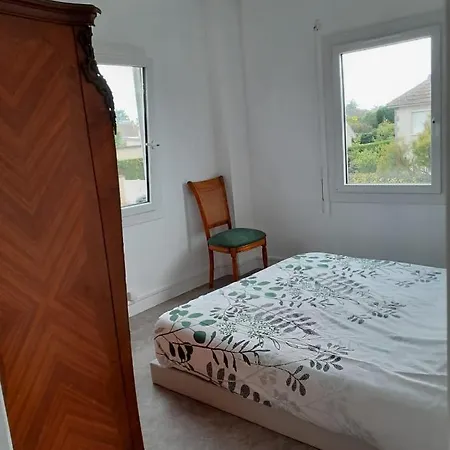 بيت للعطل Maison De *